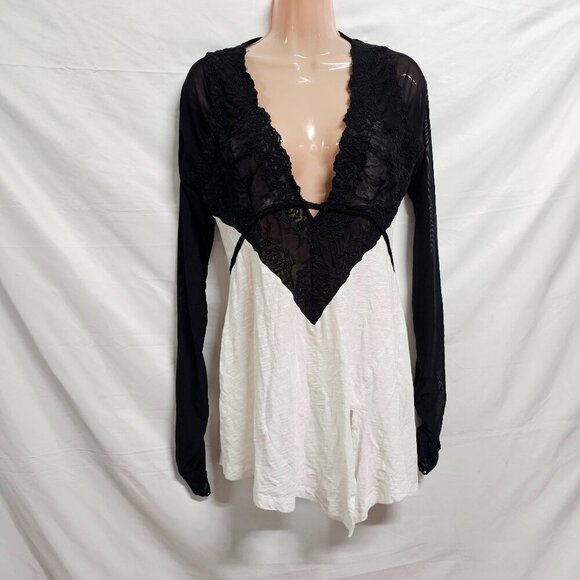 Free People Rendezvous Lace Trim Top Blouse Women Size S White/Black - Picture 3 of 15